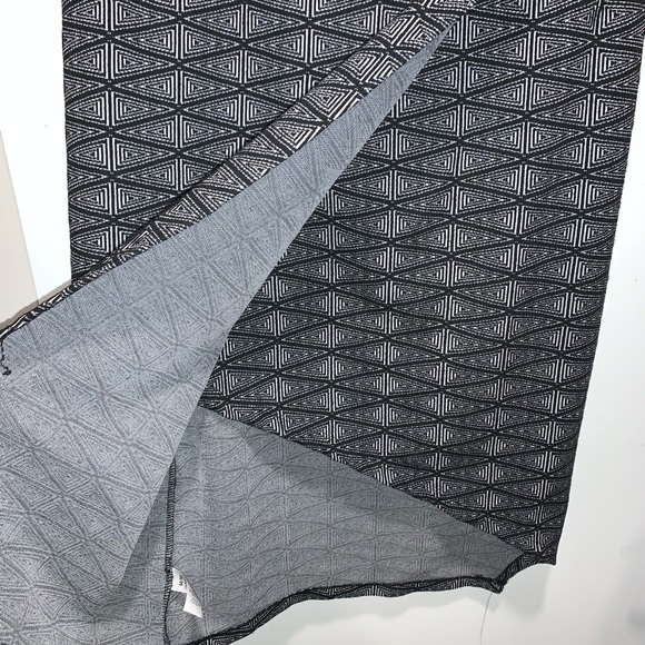 Sexy Art Deco Tight Cut Out Skirt - Picture 3 of 3